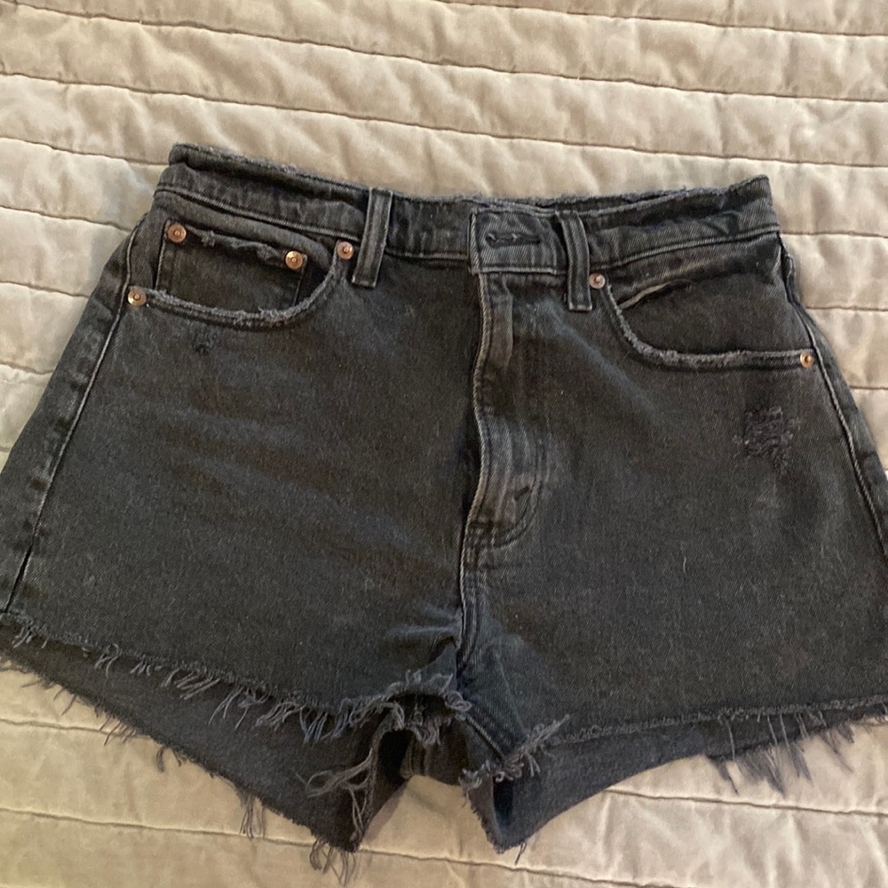 Abercrombie The Mom Short High Rise Black Shorts